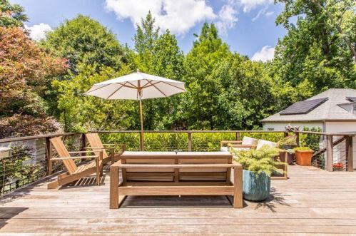 652 Cumberland Cir, Atlanta GA 30306-3203 exterior