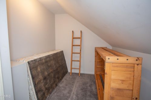 21259 Madison Ave, Big Rapids MI 49307-9754 exterior