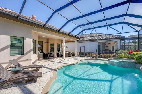 6517 Roma Way, Naples FL 34113-1721 exterior