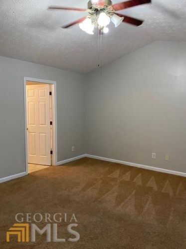 5626 Strathmoor Manor Cir, Lithonia GA  30058-2633 exterior