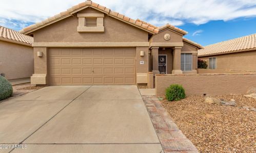 4434 Desert Wind Dr, Phoenix, AZ 85044-6016