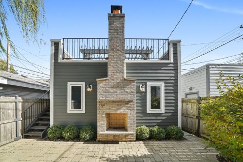 3417 Bell Ave, Chicago IL 60622-3033 exterior