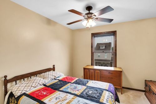 205 Littlewood St, Pittsburgh PA 15223-1131 exterior