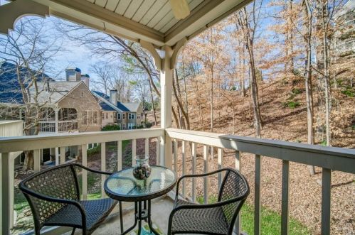 602 Bainbridge Dr, Atlanta GA 30327-4267 exterior