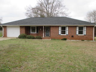 5775 Lost Creek Dr, Sumter SC  29154-1338 exterior