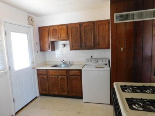 4108 Tesson St, Saint Louis MO 63116-1036 exterior