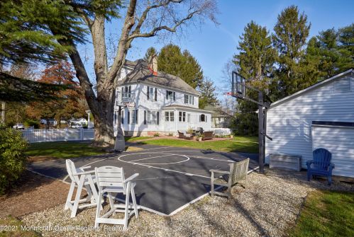 36 Little Silver Pt Rd, Little Silver NJ 07739-1732 exterior