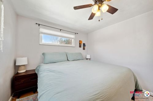 283 Longleaf Dr, Moon Twp PA  15108-3135 exterior