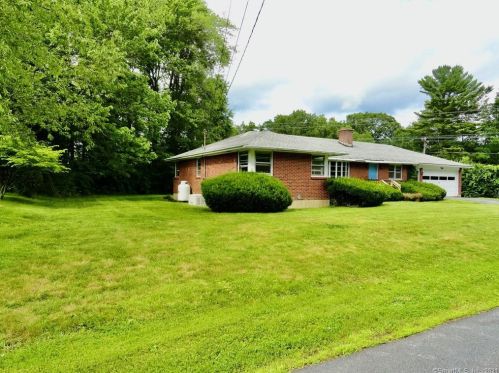 71 Eastlawn Dr, Torrington, CT 06790-3011