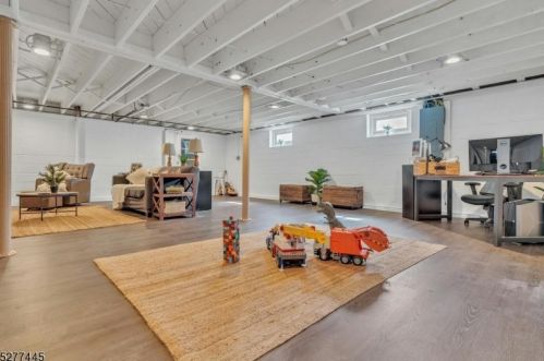 15 Harding Ave, Clark NJ 07066-2544 exterior