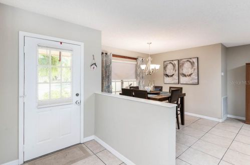 9724 Cypress Pond Ave, Tampa FL 33647-1841 exterior