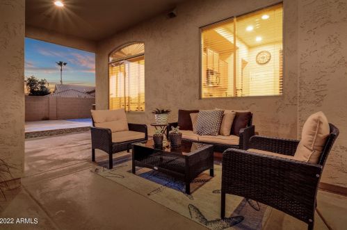 16647 15th Dr, Phoenix AZ  85045-0773 exterior