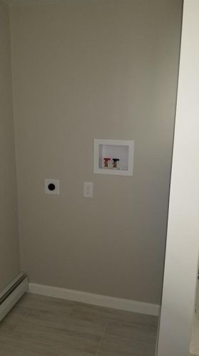 8 Deluca St, Providence RI  02919-6102 exterior