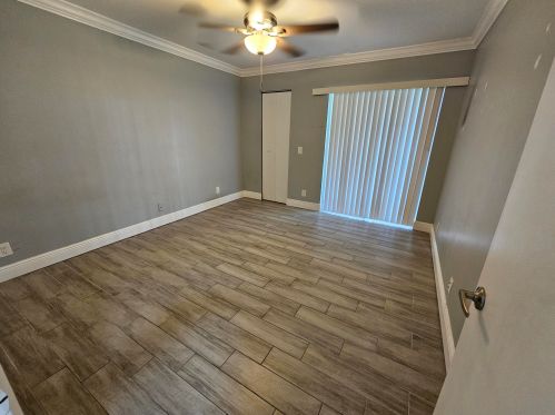 911 Mdw Cir, Boynton Beach FL 33436-9219 exterior