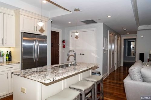 53 Eton Row, Union City NJ 07086 exterior