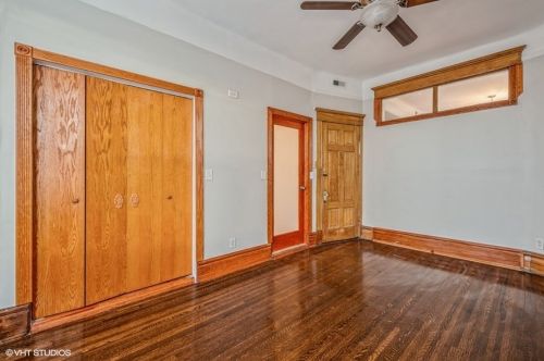 5327 Michigan Ave, Chicago IL 60615-4625 exterior