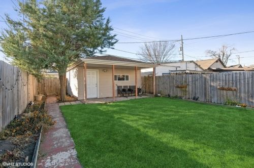 4705 Berteau Ave, Chicago IL  60641-1806 exterior