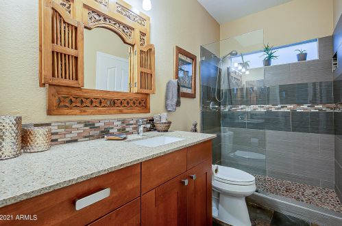 16026 10 St, Phoenix AZ 85086-0911 exterior