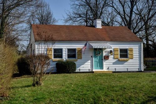 1026 Marcellus Dr, Lexington KY  40505-3352 exterior