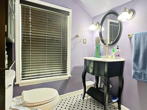 1901 Forrest Ave, Atlanta GA 30344-2768 exterior