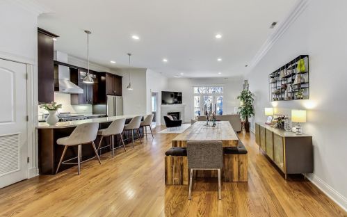 3811 Lincoln Ave, Chicago, IL 60613-5878