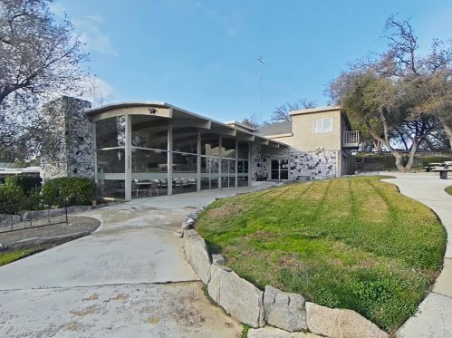 28 Shady Oaks Dr, Folsom CA 95630-1742 exterior