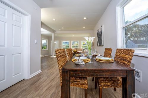 16 Wright St, Iselin NJ 08830 exterior