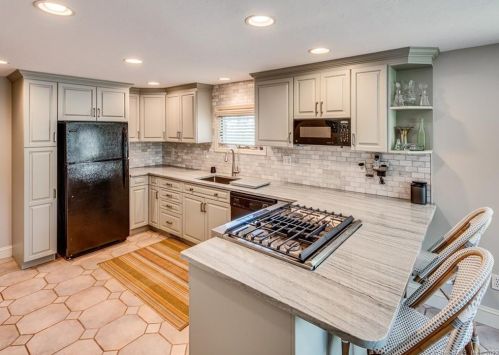 107 Stuart Ave, Norwalk CT 06850-3135 exterior