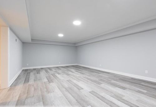 4101 Brookview Dr, Atlanta GA 30339-4605 exterior