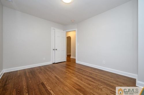 2124 Ludlow St, Rahway NJ 07065-3612 exterior