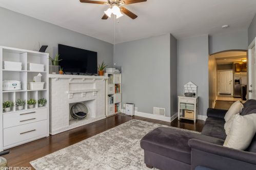 1721 Monitor Ave, Chicago IL  60639-4025 exterior