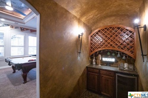 2763 Frontier, Spring Branch TX 78070-5949 exterior