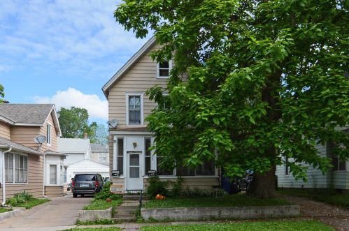 467 Beaumont St, Saint Paul, MN 55130-4401