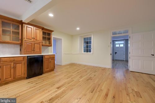 1944 Millersville Rd, Lancaster PA 17603-6153 exterior