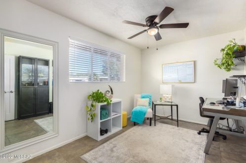 5426 20 St, Tucson AZ 85711-5012 exterior