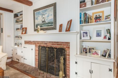 12 Schoolhouse Ln, Morristown NJ 07960-3323 exterior