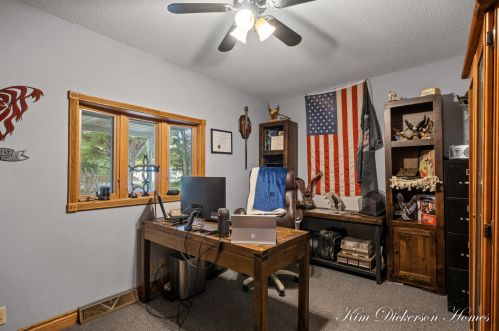 1404 Wolf Lake Rd, Meskegon MI 49442-1948 exterior