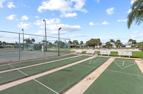 5846 Summerfield Ct, Fort Pierce FL 34982-3973 exterior