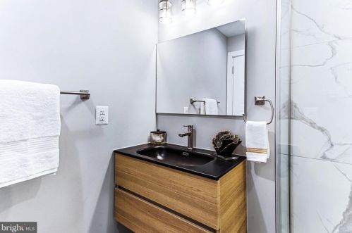 4812 Hayes St, Washington DC  20019-3649 exterior