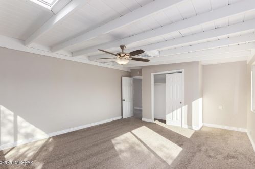 2612 Quail Rd, Tucson AZ 85746-5135 exterior