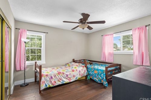 1412 Naples Pl, Fullerton CA  92833-4432 exterior