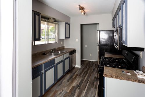 355 60th Dr, Gary IN  46410-3011 exterior