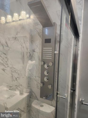 1329 26 St, Philadelphia PA 19146-4402 exterior