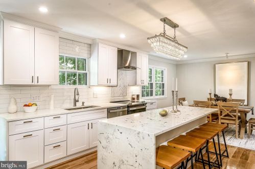 1209 Forestwood Dr, Mc Lean VA  22101-2603 exterior