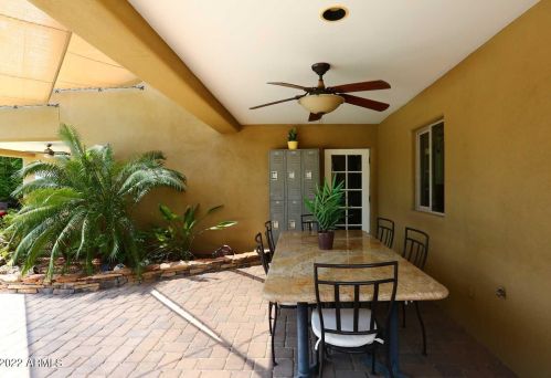 4451 Earll Dr, Phoenix AZ 85031-3821 exterior