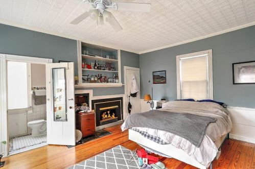 69 Arnold St, Providence RI 02906-1065 exterior