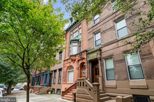 1708 Green St, Philadelphia PA 19130-7023 exterior