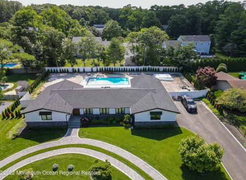 3 Arlene Dr, West Long Branch NJ 07764-1153 exterior