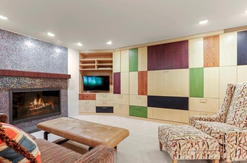 10 Hockanum Rd, Westport CT 06880-2121 exterior