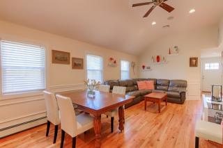 5 Augusta St, Parsippany, NJ 07834-1604